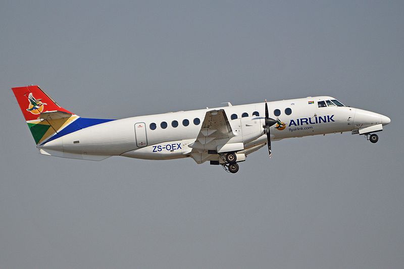 File:BAe Jetstream 41 'ZS-OEX' South African Airlink (15945537420).jpg