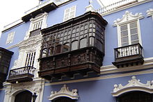 altanoj ĉe la Osambela House en Lima