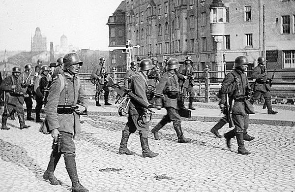 В каком году немцы вошли. Финский солдат 1918. Германские войска в Финляндии 1918.