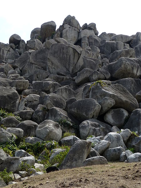 File:Barabar Caves - Rock Pile (9227314936).jpg