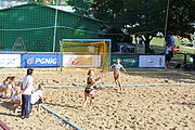 Deutsch: Beachhandball Europameisterschaften 2019 (Beach handball Euro); Tag 4: 5. Juli 2019 – Frauen, Viertelfinale, Niederlande-Griechenland 2:1 (25:12, 18:24, 7:6) English: Beach handball Euro; Day 4: 5 July 2019 – Quarter Final Women – Netherlands-Greece 2:1 (25:12, 18:24, 7:6)