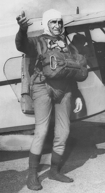 Macfadden skydiving in 1951