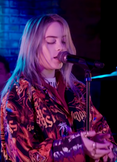 Eilish performing for MTV in 2019