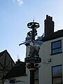 Bilston Retail area sculpture.JPG