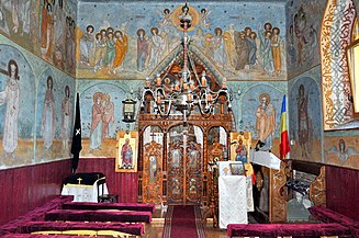 Biserica „Înălțarea Domnului" (interiorul)