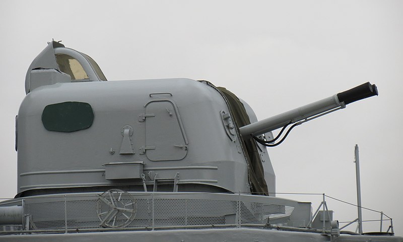 File:Bofors double 57 mm automatic gun of HMS Småland (J19).JPG