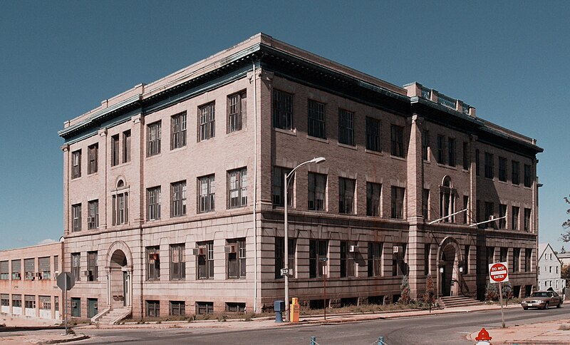 File:Bradford Durfee Textile School.jpg