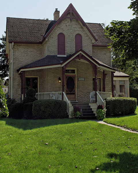 File:Brooks Howard Millard House.jpg