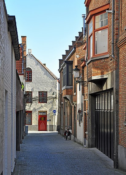 Hoe gaan naar Lendestraat met het openbaar vervoer - Over de plek