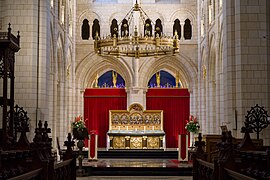 Buckfast Abbey, Altar I.jpg