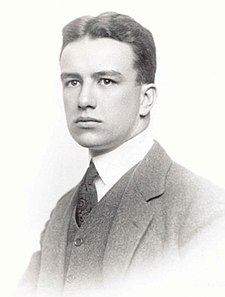Ričards Bakminsters Fulers 1917. gadā