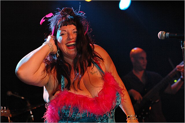 Big Boobed Country Singer - Candye Kane - Wikipedia