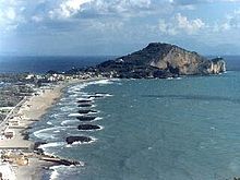 End of the aqueduct at Cape Misenum CapoMiseno.jpg