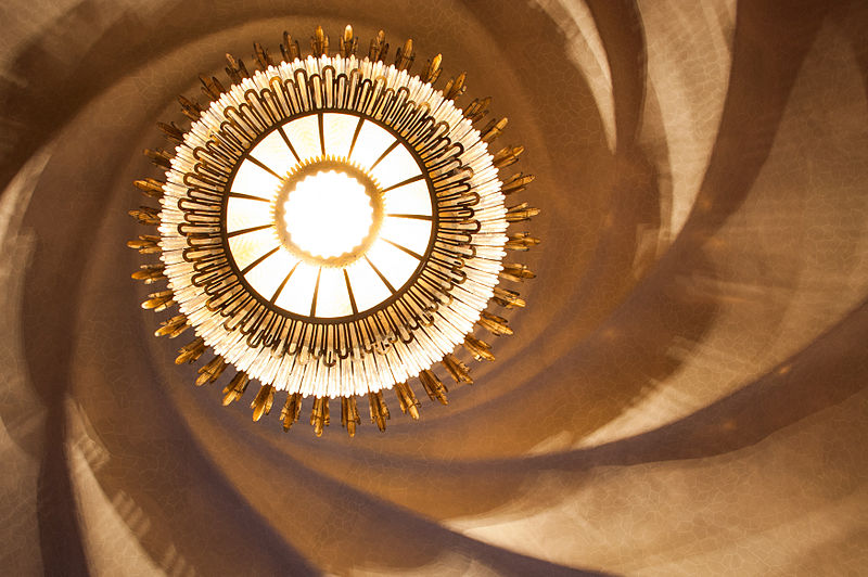 File:Casa Batlló (Antoni Gaudi) (interior, ceiling close up), 43, Passeig de Gràcia, Eixample, Barcelona, Catalonia, Spain.jpg