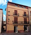 Casa al carrer Major, 19 (l'Arboç)