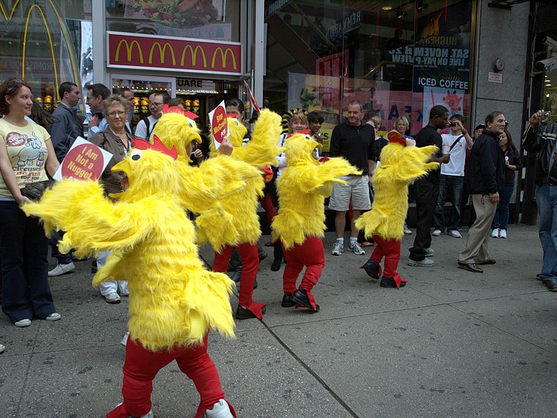 File:Centerfold Stripper Midgets Chickens 17 2010 Shankbone.jpg