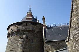 La Tour du Croisé vue du rempart ouest.