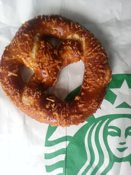 File:Cheese pretzel.jpeg