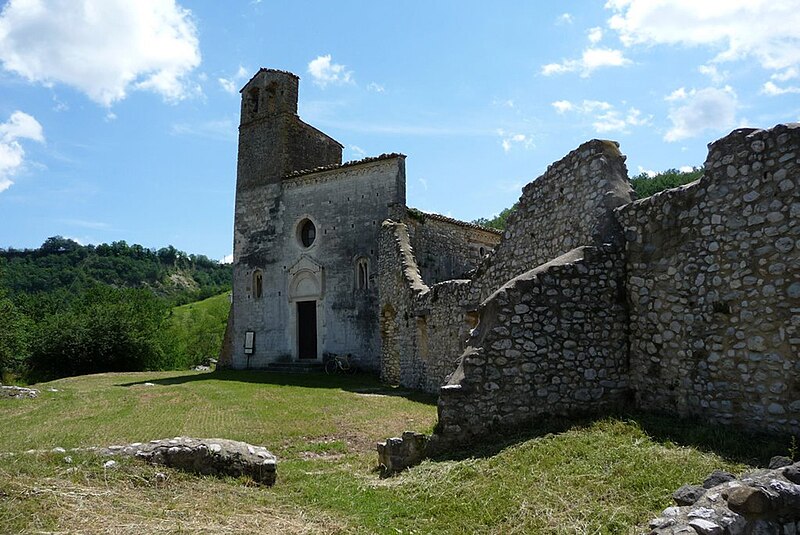 File:Chiesa di San Giovanni ad insulam.jpg