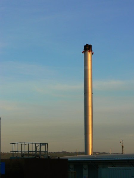 File:Chimney, energy centre, Great Western Hospital, Swindon - geograph.org.uk - 329296.jpg