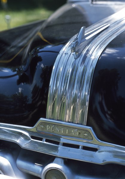 File:Classic car grilles LCCN2011635817.tif