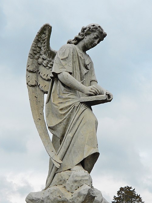 Angelic sculpture marking Pitchlynn's grave, Congressional Cemetery