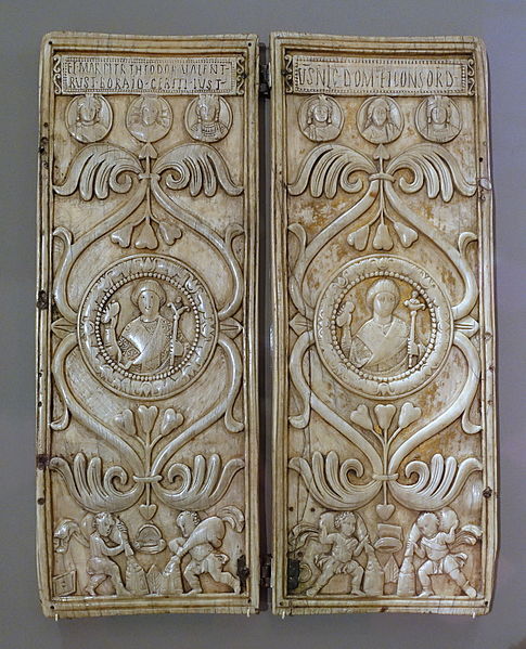 File:Consular diptych of Justin, Constantinople, 540 or shortly before, ivory - Bode-Museum - DSC03534.JPG