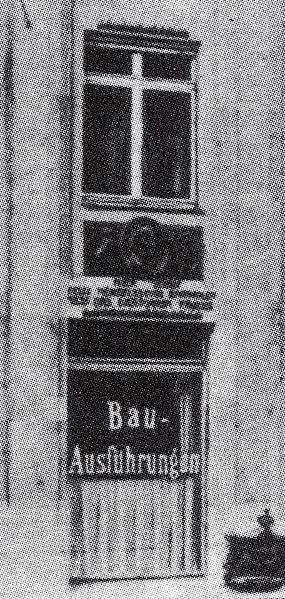 File:Düsseldorf, Geschäftshaus Schadowstraße 30, Mendelssohn-Haus, Gedenktafel , um 1905 (Peter Hüttenberger - Die Industrie- und Verwaltungsstadt (20. Jahrhundert) Düsseldorf. Band 3. Schwann, Düsseldorf 1990).jpg