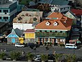 Dominica, Karibik - Duty Free Emporium Leopold House Bayfront, Rosea - panoramio (1).jpg