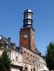 Campanario de Doullens visto desde el sur.jpg