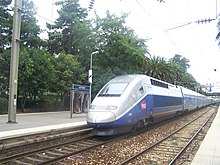 TGV en gare d'Antibes.