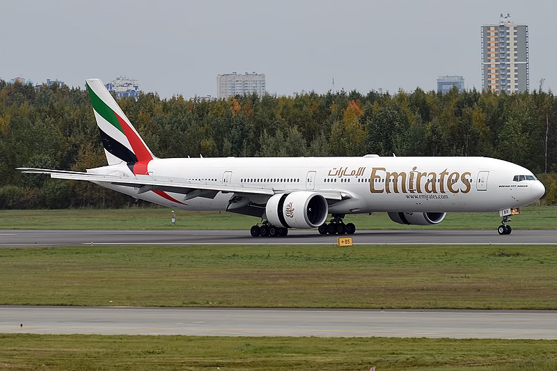 File:Emirates, A6-EBR, Boeing 777-31H ER (37009328503).jpg