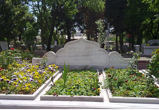Grave of Necmettin Erbakan and his family at Merkezefendi Cemetery in Istanbul