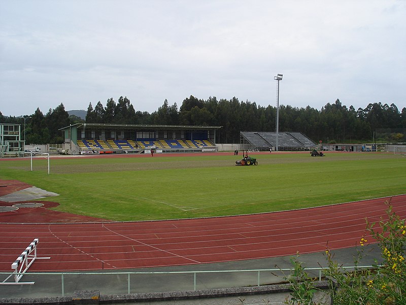 File:Estadio municipal de Rio Seco.JPG