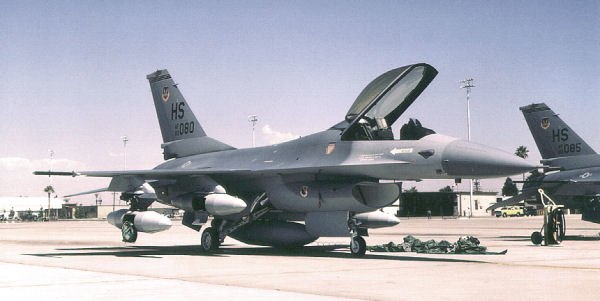 Squadron F-16A Fighting Falcon