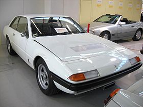 Ferrari 365 Gt4 2 2 400 And 412 Wikipedia