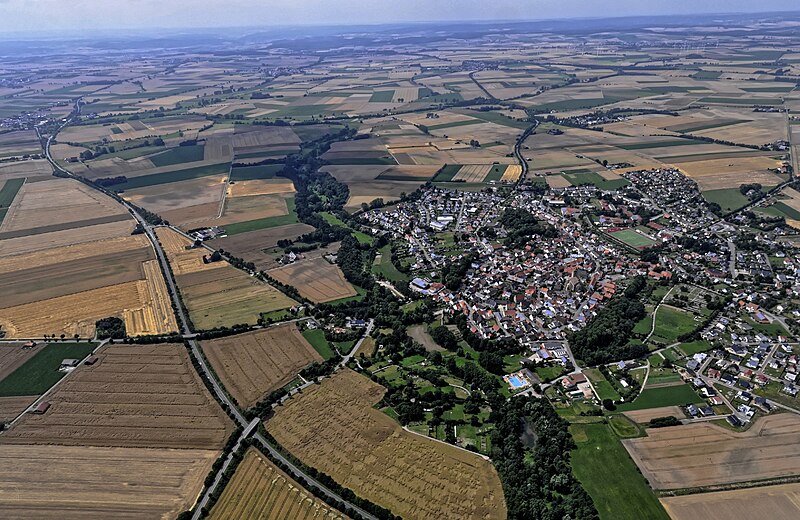 File:Flug -Nordholz-Hammelburg 2015 by-RaBoe 0727 - Borgentreich.jpg