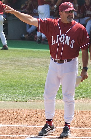 <span class="mw-page-title-main">Frank Cruz</span> American college baseball coach