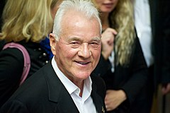 Category:Frank Stronach - Wikimedia Commons