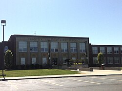 Frontier Central High School, Gamburg, Nyu-York.jpg
