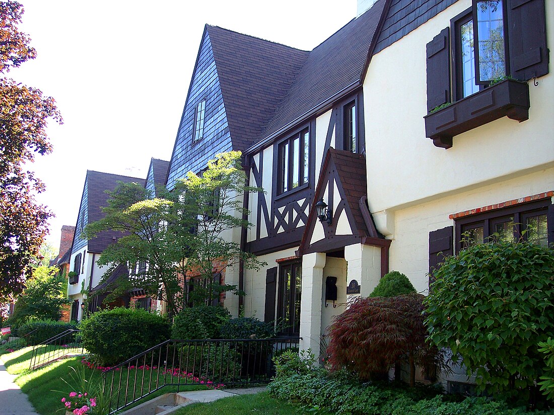 File:Grosse Pointe townhouses.jpg