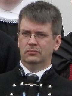 <span class="mw-page-title-main">Helgi Abrahamsen</span> Faroese journalist and politician