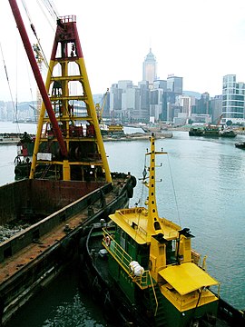 Grab dredging in Victoria Harbour, Hong Kong
