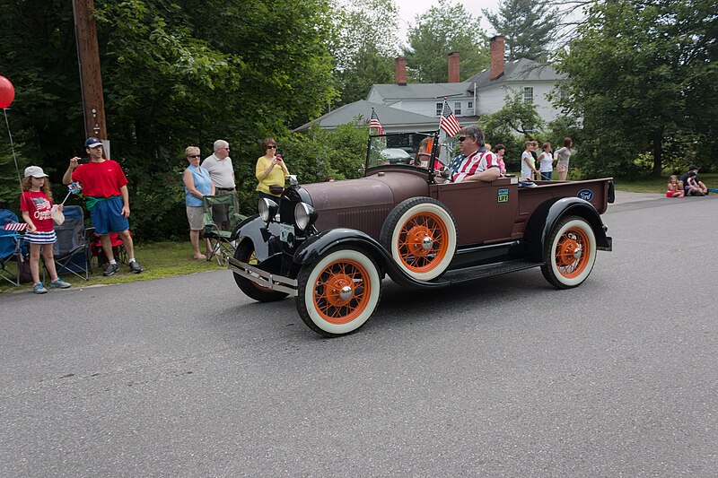 File:Independence Day Parade 2015 Amherst NH IMG 0383.jpg