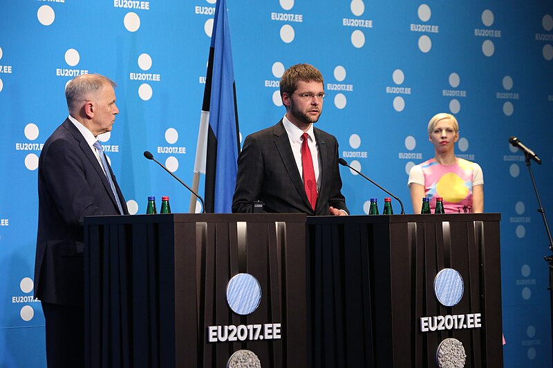 File:Informal meeting of health ministers (iEPSCO). Press conference Jevgeni Ossinovski (35874321422).jpg