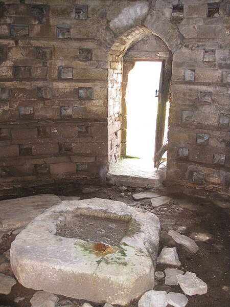 File:Inside the Garway dovecot - geograph.org.uk - 1184191.jpg