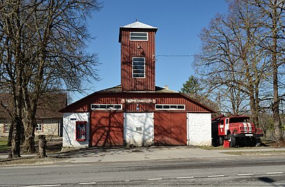 Kuidas ühistranspordiga sihtpunkti Järva-Jaani jõuda - kohast