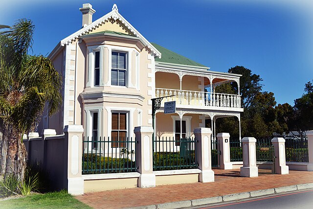 Image: Kings Court, Durbanville (1)