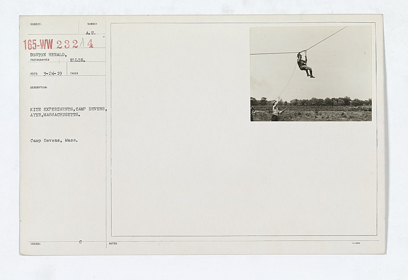 File:Kites - KITE EXPERIMENTS, CAMP DEVENS, AYER, MASSACHUSETTS. Camp Devens, Mass - NARA - 45490961.jpg