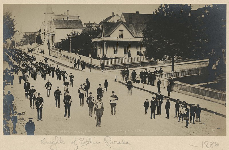 File:Knights of Pythias parade on Second Ave., May 13, 1886 - DPLA - 2cd995869062e28b49d3b3d0528c1d11.jpg